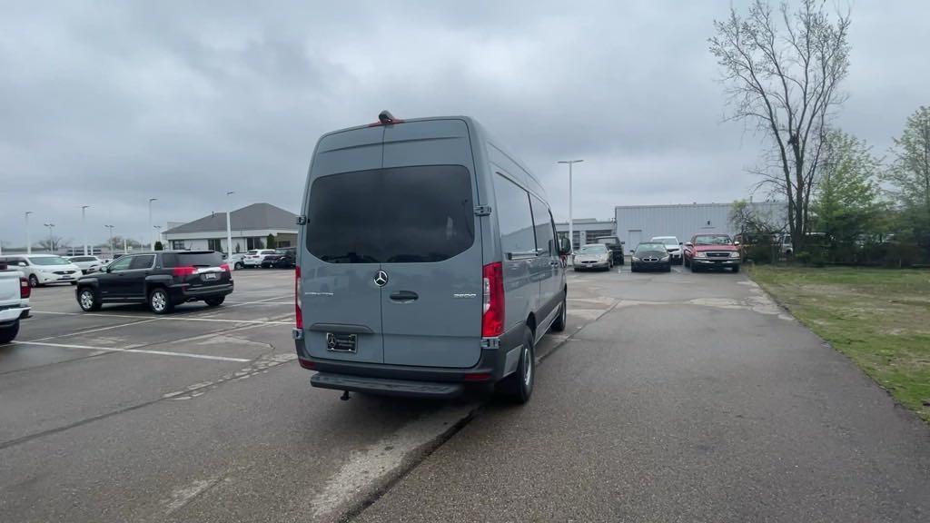 new 2024 Mercedes-Benz Sprinter 2500 car