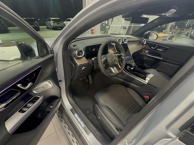 new 2025 Mercedes-Benz GLC 300 car, priced at $68,625