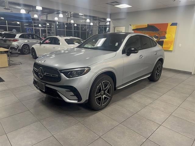 new 2025 Mercedes-Benz GLC 300 car, priced at $68,625