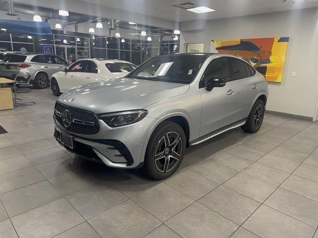 new 2025 Mercedes-Benz GLC 300 car, priced at $68,625