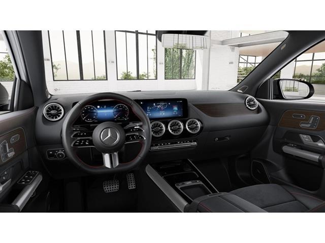 new 2025 Mercedes-Benz GLA 250 car, priced at $57,080