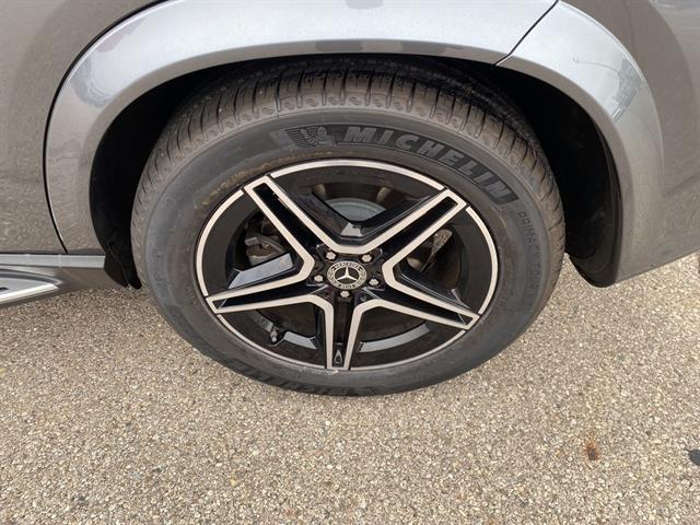 used 2022 Mercedes-Benz GLE 450 car, priced at $52,715