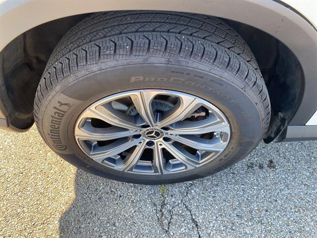 used 2025 Mercedes-Benz GLC 300 car, priced at $48,073