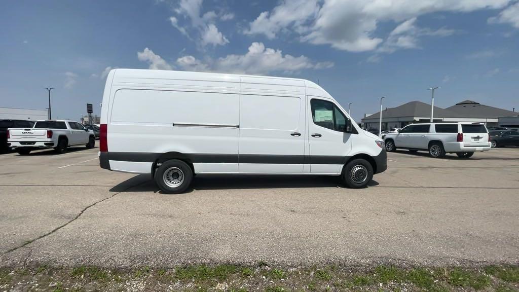 new 2024 Mercedes-Benz Sprinter 3500 car, priced at $70,695