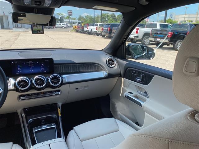 used 2025 Mercedes-Benz GLB 250 car, priced at $46,527