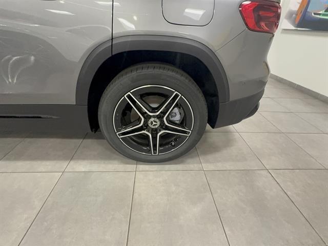 new 2025 Mercedes-Benz GLB 250 car, priced at $57,700