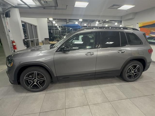 new 2025 Mercedes-Benz GLB 250 car, priced at $57,700