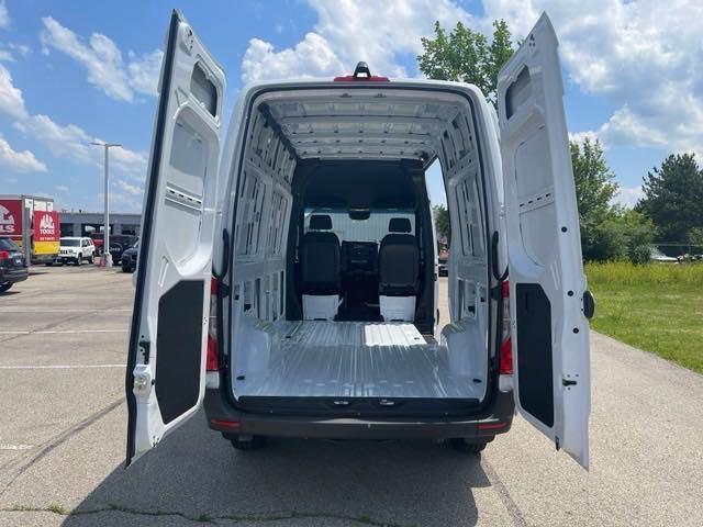 new 2024 Mercedes-Benz Sprinter 2500 car, priced at $60,982