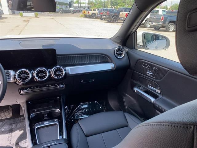 used 2025 Mercedes-Benz GLB 250 car, priced at $41,463