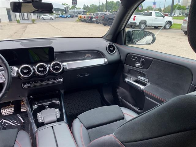 used 2021 Mercedes-Benz GLB 250 car, priced at $33,877