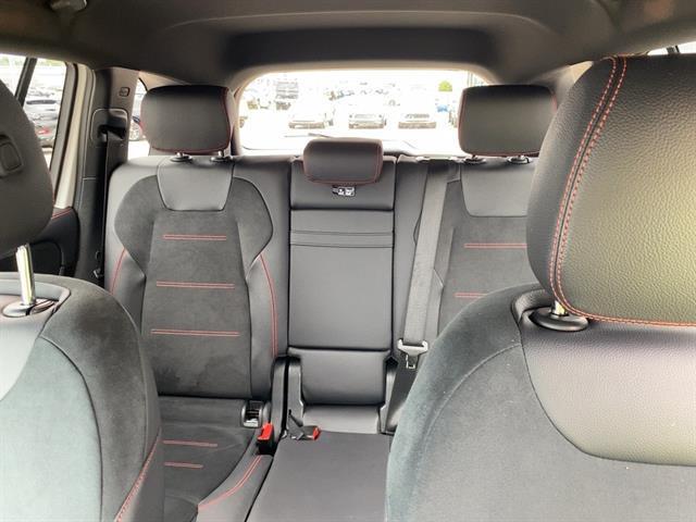 used 2021 Mercedes-Benz GLB 250 car, priced at $33,877