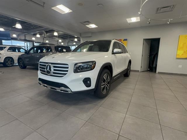 new 2025 Mercedes-Benz GLB 250 car, priced at $52,700