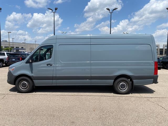 used 2024 Mercedes-Benz Sprinter 2500 car, priced at $51,926