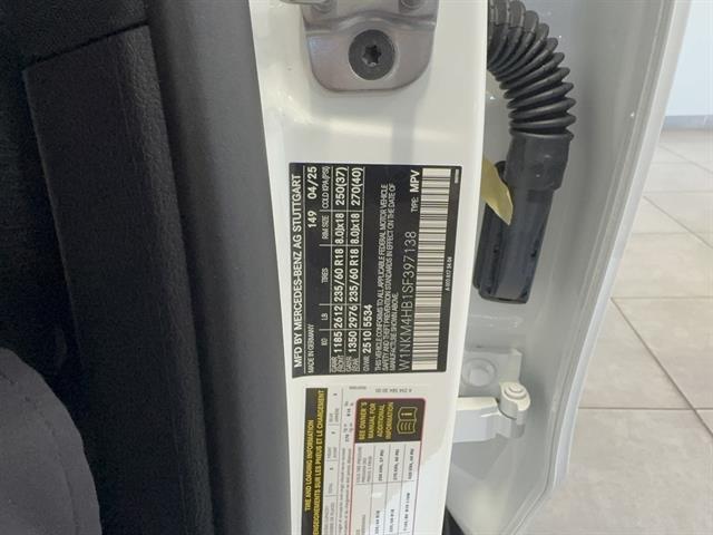 new 2025 Mercedes-Benz GLC 300 car, priced at $56,100