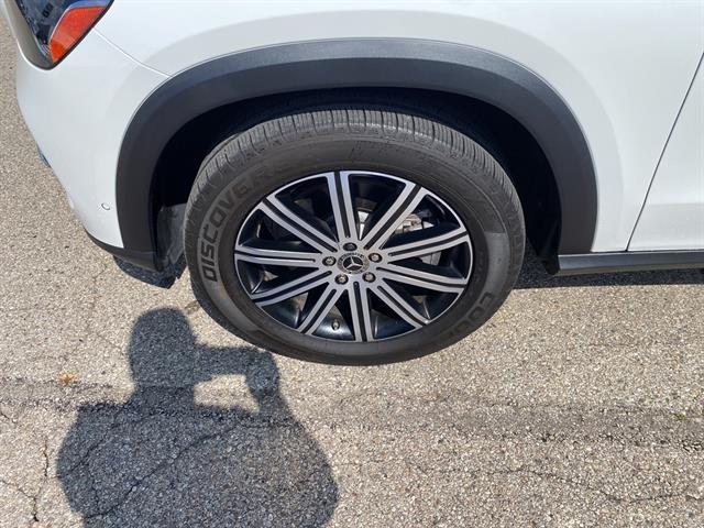 used 2024 Mercedes-Benz GLE 450 car, priced at $68,924