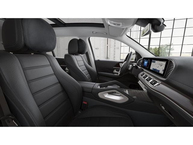 new 2025 Mercedes-Benz GLS 450 car, priced at $95,350