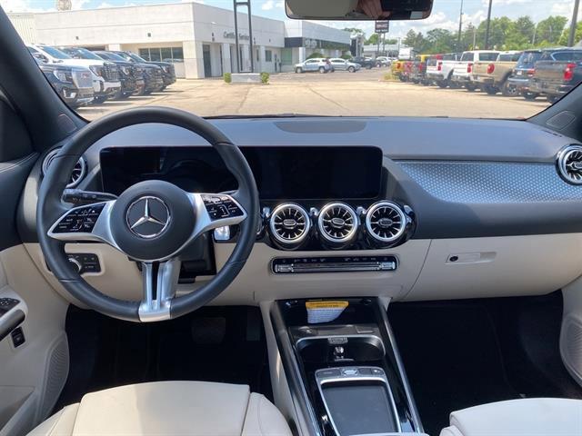 used 2025 Mercedes-Benz GLA 250 car, priced at $43,104