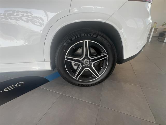 new 2025 Mercedes-Benz GLE 580 car, priced at $103,585