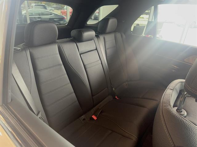 new 2025 Mercedes-Benz GLE 580 car, priced at $103,585