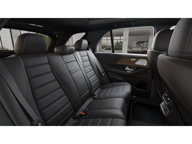 new 2025 Mercedes-Benz GLE 580 car, priced at $103,585