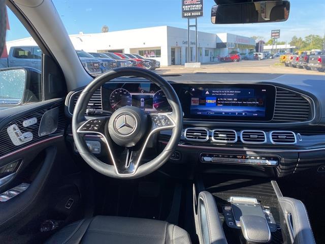 used 2025 Mercedes-Benz GLE 580 car, priced at $84,213
