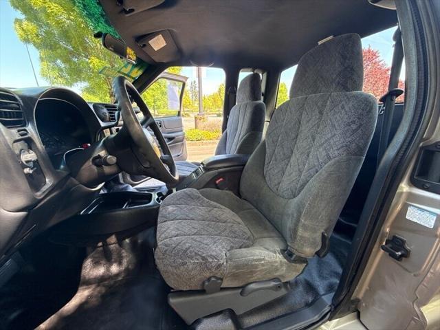 used 2002 GMC Sonoma car, priced at $7,995