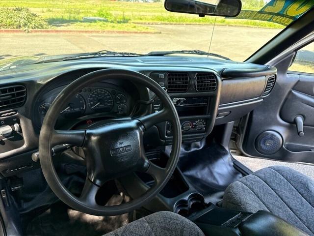 used 2002 GMC Sonoma car, priced at $7,995
