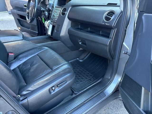 used 2011 Honda Pilot car, priced at $11,995