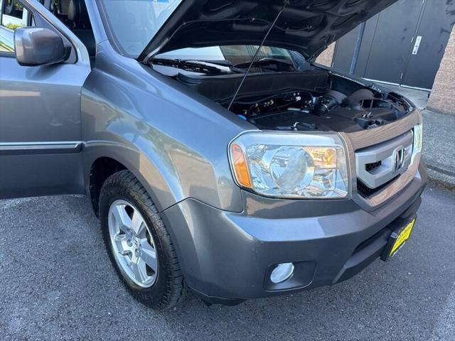used 2011 Honda Pilot car, priced at $11,995