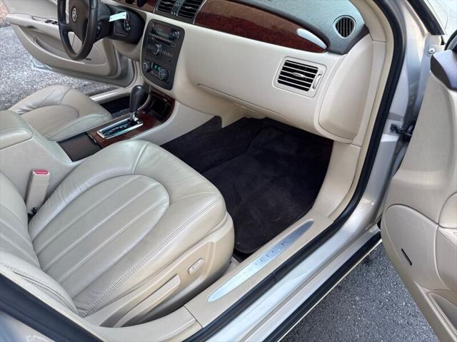 used 2007 Buick Lucerne car, priced at $6,995
