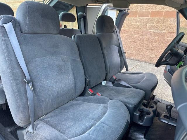 used 2001 Chevrolet Silverado 1500 car, priced at $10,995