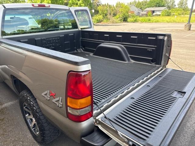 used 2001 Chevrolet Silverado 1500 car, priced at $10,995