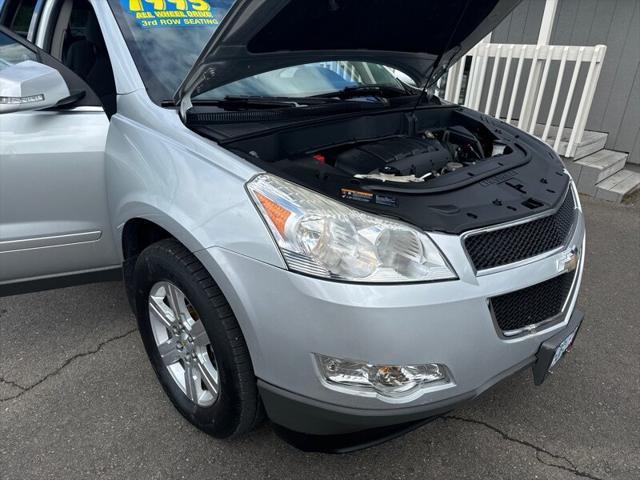 used 2012 Chevrolet Traverse car, priced at $6,995