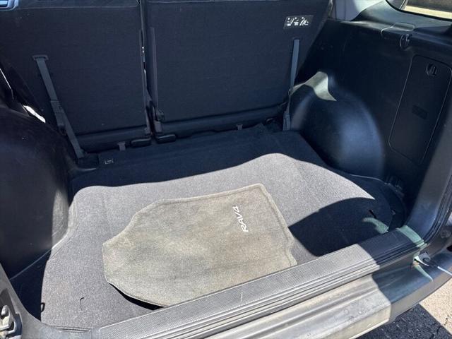 used 2004 Honda CR-V car, priced at $2,995