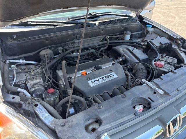 used 2004 Honda CR-V car, priced at $3,995