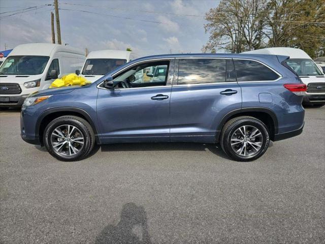 used 2018 Toyota Highlander car, priced at $21,999