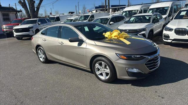 used 2022 Chevrolet Malibu car, priced at $14,499