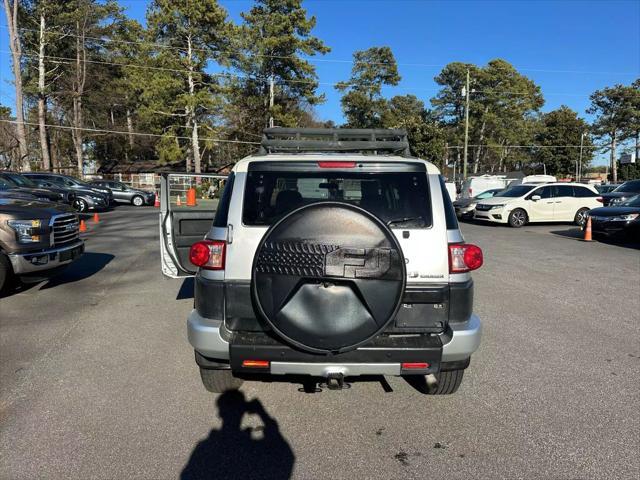 used 2008 Toyota FJ Cruiser car, priced at $14,999