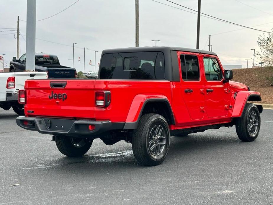 new 2024 Jeep Gladiator car, priced at $41,925