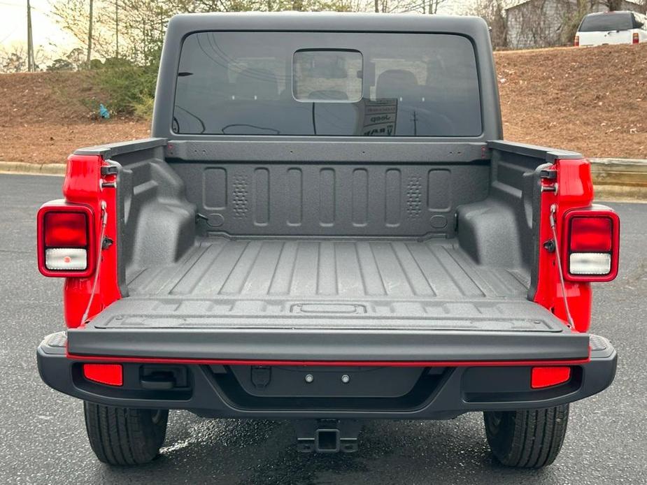 new 2024 Jeep Gladiator car, priced at $40,203