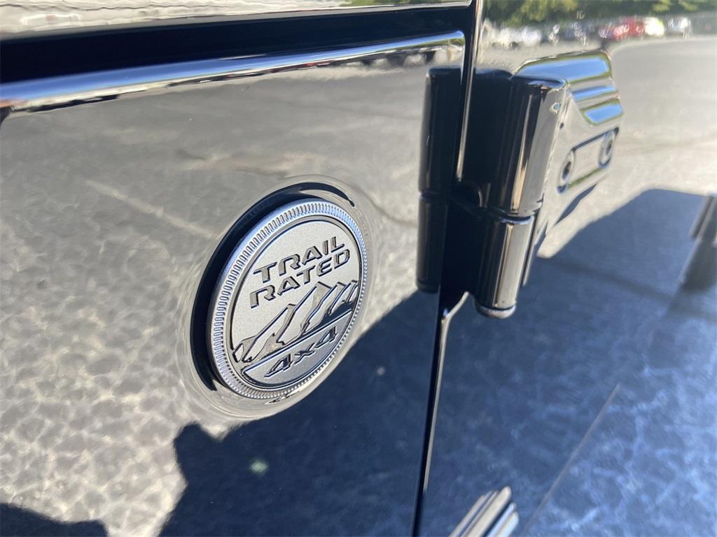 new 2025 Jeep Gladiator car, priced at $39,650