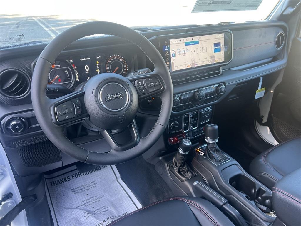 new 2025 Jeep Wrangler car, priced at $52,253