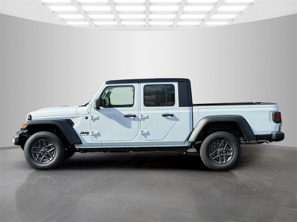 new 2025 Jeep Gladiator car, priced at $37,245