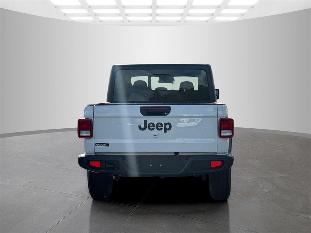 new 2025 Jeep Gladiator car, priced at $37,245