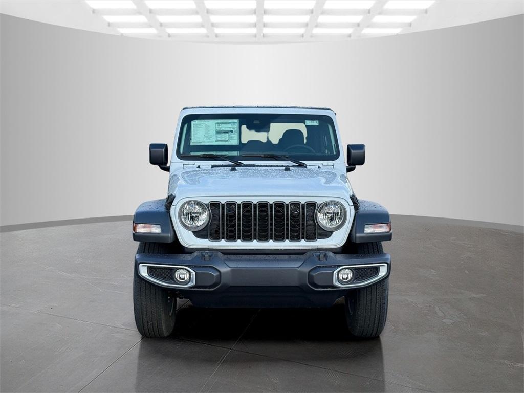 new 2025 Jeep Gladiator car, priced at $37,245