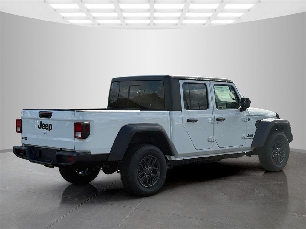 new 2025 Jeep Gladiator car, priced at $37,245