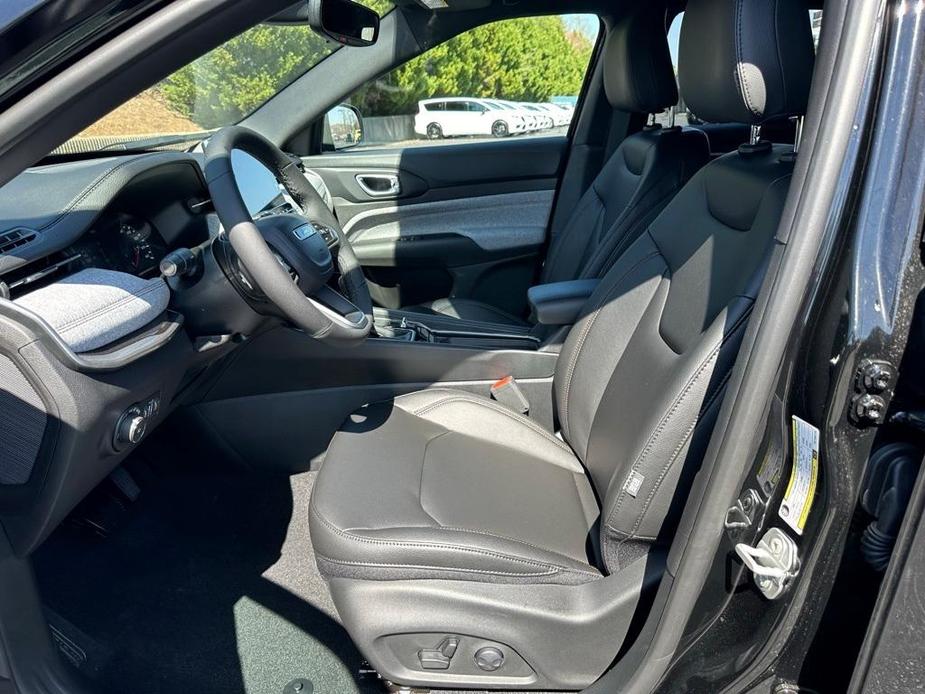 new 2024 Jeep Compass car, priced at $26,690