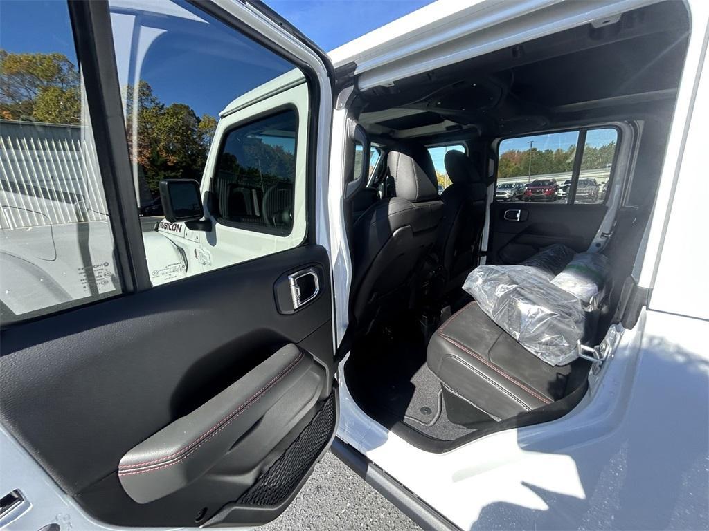 new 2026 Jeep Gladiator car