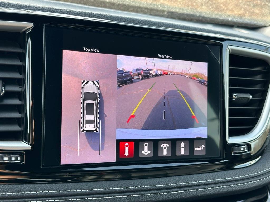 new 2025 Chrysler Pacifica car, priced at $39,995