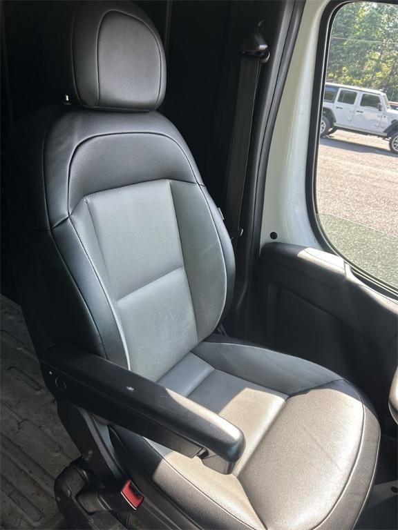used 2023 Ram ProMaster 2500 car, priced at $26,995